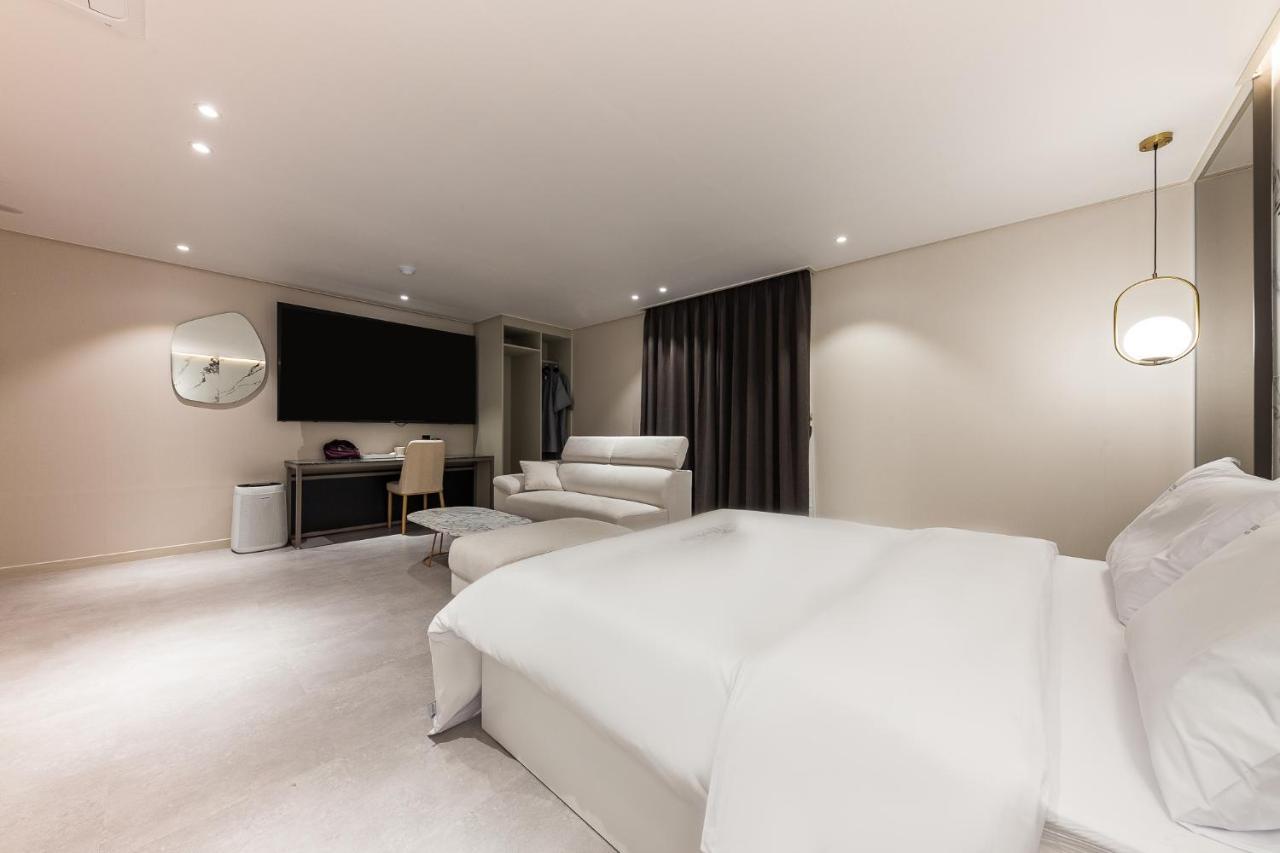 Hotel Lium Cheonan Exterior foto