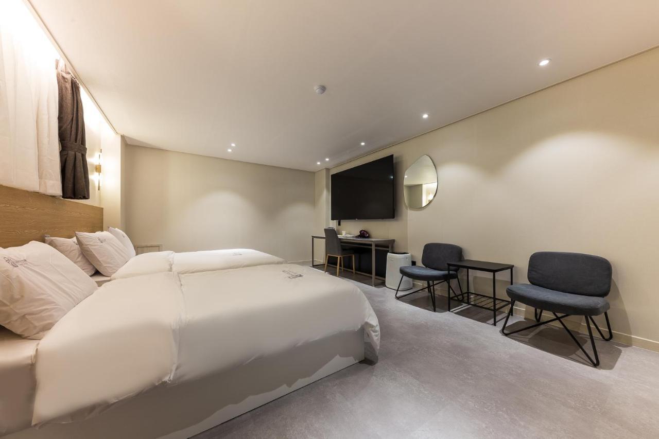 Hotel Lium Cheonan Exterior foto